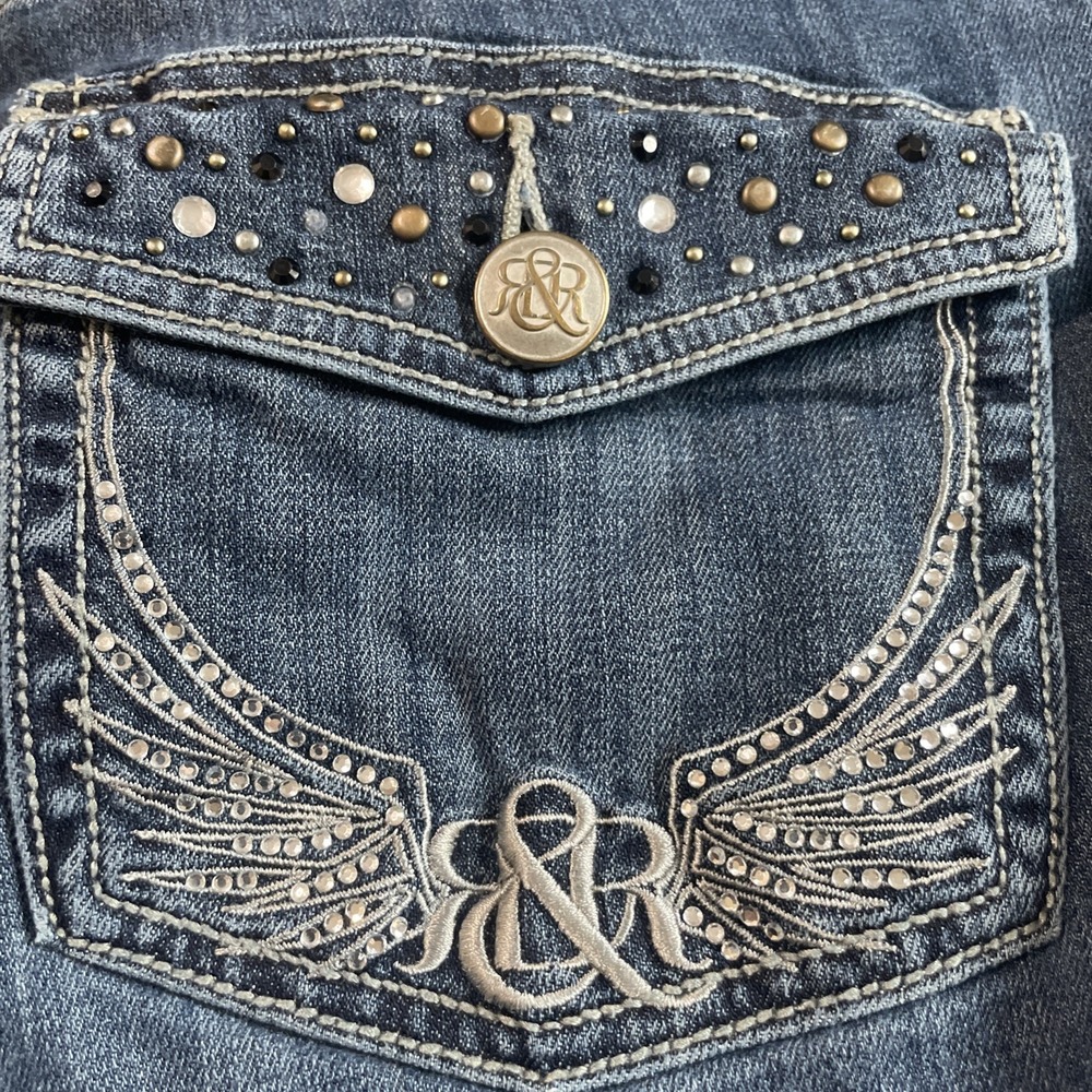 ROCK & REPUBLIC Size 16 X30 Kasandra Boot Cut Jeans Boot Cut Rivet Pockets Bling - Picture 7 of 7